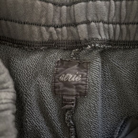 Aerie Sweatshorts Womens Size Small Charcoal Gray Drawstring Athleisure Gym - Picture 5 of 7